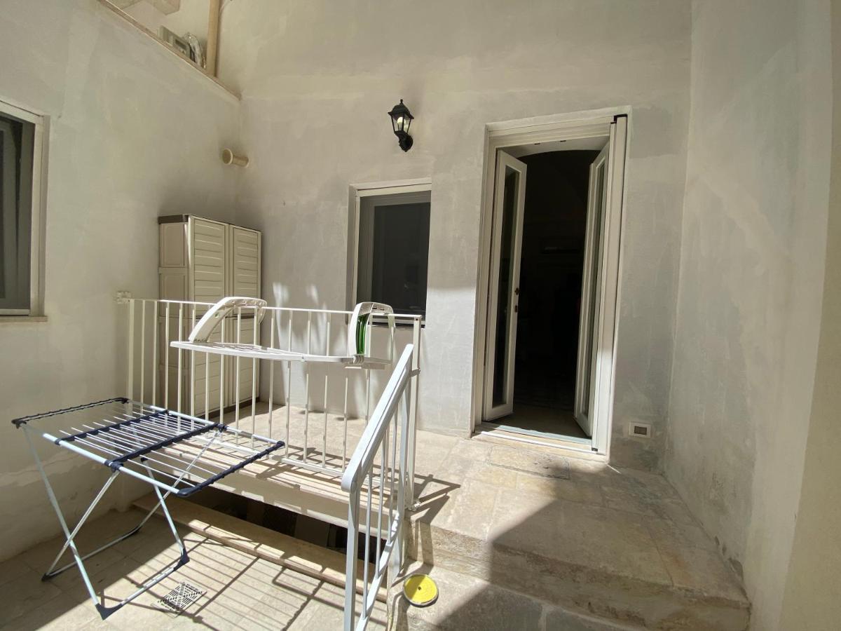Touristhouse Monopoli 10 Bed & Breakfast Exterior photo
